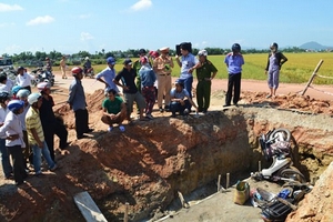 TT - Huế: Xử lý nghiêm các nhà thầu thi công để mất an toàn giao thông
