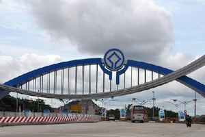 Thu phí Quốc lộ 18 đoạn Hạ Long - Uông Bí ở mức cao dài hạn