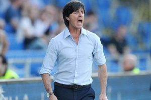 HLV Joachim Loew bị treo bằng lái vì chạy quá tốc độ
