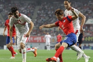 Khởi động World Cup: Hàn Quốc nhạt nhòa, Nigeria hòa kịch tính