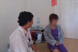 Tệ nạn mùa World Cup: Người phụ nữ điên loạn vì cá độ bóng đá