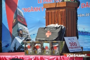 Kiến nghị đầu tư phương tiện cấp cứu cho 11 trung tâm y tế đảo