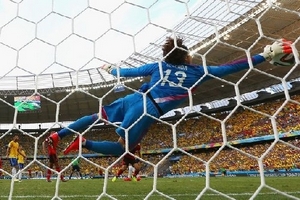 Tuyển Brazil xác lập cột mốc đáng buồn khi bị Mexico cầm hòa