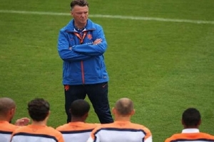 Louis van Gaal công kích FIFA vì dành sự ưu ái cho Brazil