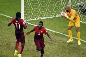 Chỉ hòa Mỹ 2-2, Bồ Đào Nha đứng trước khe cửa cực hẹp