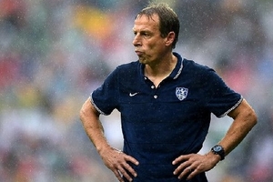 Klinsmann "phát hoảng" khi trọng tài Algeria bắt trận Bỉ-Mỹ