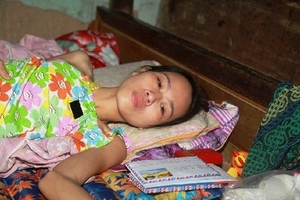 Hà Tĩnh: Quặn lòng người mẹ trẻ