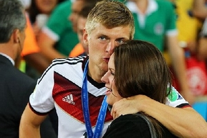 Toni Kroos "lật kèo" để gia nhập Real Madrid thay vì M.U