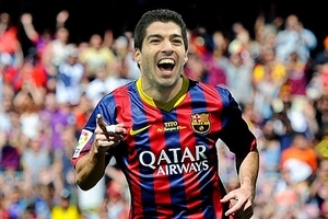 Barca hoàn tất thương vụ Luis Suarez: Những ý kiến trái chiều