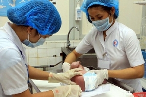 Tỷ lệ tiêm vắcxin viêm gan B sau sinh giảm ở mức đáng lo ngại