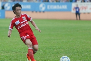 Chiếm ngôi đầu bảng, Bình Dương giành quyền tự quyết ở V-League