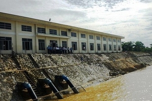 Đà Nẵng: Thiếu nước sinh hoạt do thủy điện chặn dòng