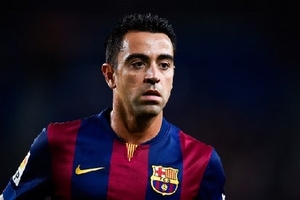 Xavi sắp vượt kỷ lục của "Chúa nhẫn" Raul ở Champions League