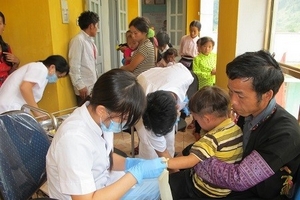 Hòa Bình: Trên 2.700 ca đau mắt đỏ và 224 ca mắc sởi