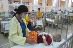 Bảo hiểm y tế xã hội còn nhiều thách thức