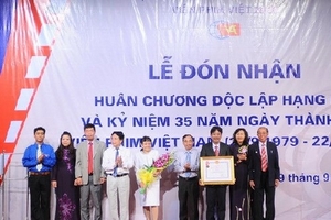 Viện Phim Việt Nam đón nhận Huân chương Độc lập hạng Nhì