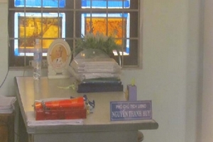 Phó Chủ tịch xã trẻ tuổi chết bất thường trong phòng làm việc