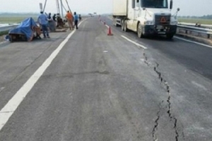 Hé lộ nguyên nhân nứt, lún mặt đường cao tốc Nội Bài - Lào Cai