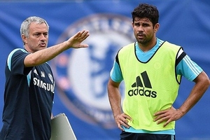 Rực sáng, Diego Costa công khai chống đối HLV Mourinho