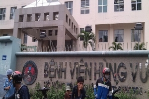 Chồng nén nỗi đau mất con để vợ được sống trong hy vọng