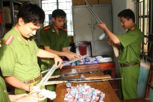 Thanh Hóa: Thu giữ nhiều súng săn tự chế