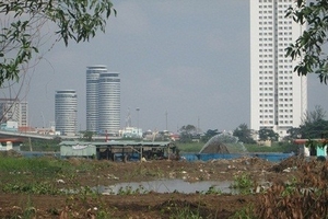 Tiếng ồn bơm Cát giữa sông Sài Gòn