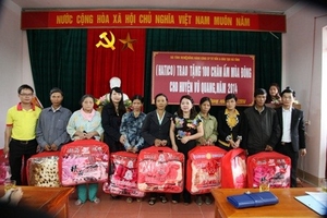 “Chăn ấm mùa đông” đến với 100 hoàn cảnh khó khăn ở Hà Tĩnh