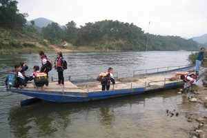 Thanh Hóa: Dở bỏ cáp treo tự tạo