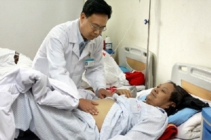 Năm triệu chứng chính cảnh báo bệnh ung thư đại trực tràng