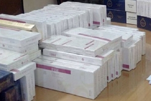 Hà Nội: Bắt giữ gần 2.000 bao thuốc lá lậu