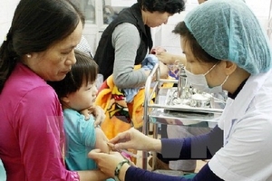 Trên 12 triệu trẻ đã được tiêm vắcxin sởi-Rubella an toàn