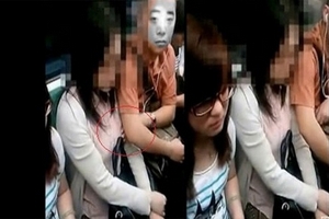 Hà Nội vào cuộc ngăn chặn nạn quấy rối tình dục trên xe buýt