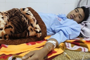 Truy bắt trộm, một thiếu úy bị đâm trọng thương