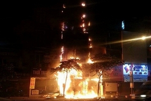Hà Nội: Cháy cơ sở thẩm mỹ viện trên phố Kim Mã