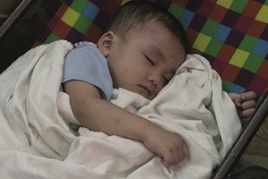 Cháu bé bị bỏ trên xe taxi sẽ không sống với mẹ