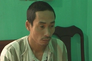 Quảng Ninh: Bắt khẩn cấp đối tượng vận chuyển 2.000 bao thuốc lá lậu