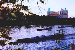 Quảng Ninh: Ôm 20kg ma tuý nhảy xuống sông tẩu thoát