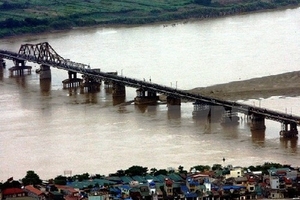 Gần 300 tỷ đồng gia cố, sửa chữa hư hỏng cầu Long Biên