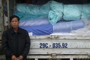 Hà Nội: Cho thuê nhà rồi trộm gần 2 tấn vải