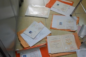 Đường dây làm bằng giả bị xóa sổ