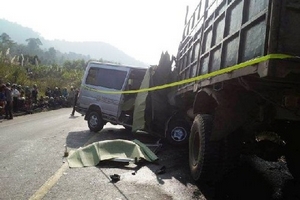 Thanh Hóa: Tai nạn giao thông thảm khốc, 8 người tử vong