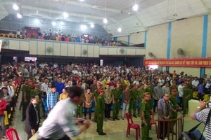 Nghĩ bị sỉ nhục, chồng dùng búa đập chết vợ