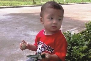 Tiếp vụ bé trai 2 tuổi bị bỏ rơi trên xe taxi: Bé sẽ sớm được đoàn tụ với gia đình?