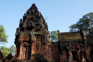 Du khách Pháp bị bắt vì chụp ảnh khỏa thân ở đền Angkor