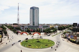 Hà Tĩnh vượt qua khó khăn,  tiếp tục phát triển nhanh, bền vững