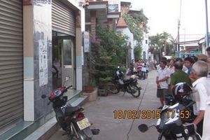 Con gái dùng chày đánh chết mẹ để lấy tiền trả nợ