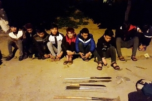 Ngăn chặn kịp thời nhóm 9X chuẩn bị hung khí thanh toán lẫn nhau