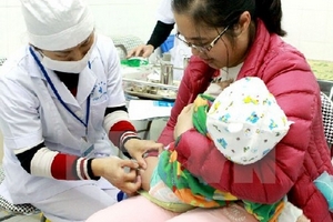 Bộ Y tế khuyến cáo không nên phụ thuộc vào vắcxin tiêm chủng dịch vụ