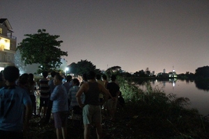 Bơi qua sông lấy diều bị rơi, người đàn ông chết đuối