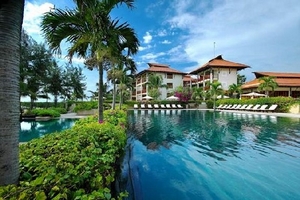 Furama Resort Đà Nẵng đạt Giải thưởng Rồng Vàng